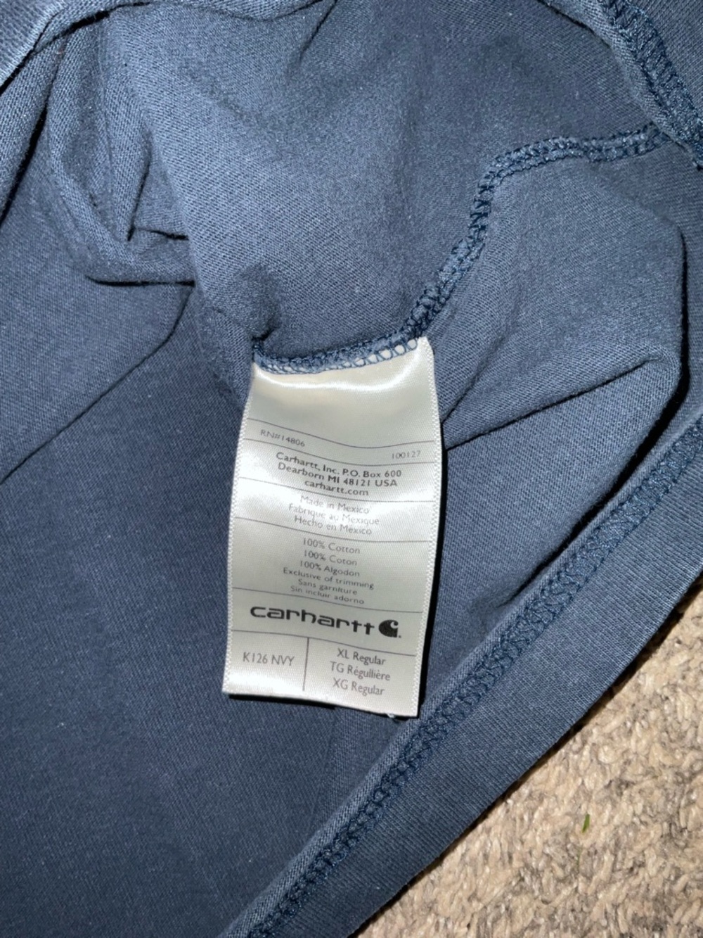 Carhartt Men’s Classic Long-Sleeve Pocket Crew Washed Out Navy XL - Picture 4 of 6